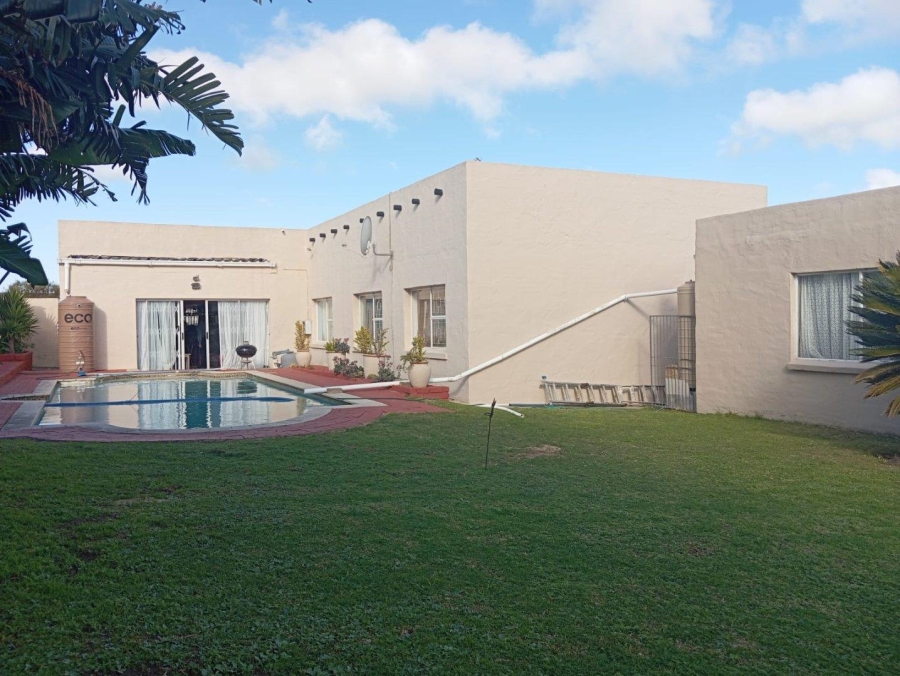 3 Bedroom Property for Sale in Kabega Park Eastern Cape